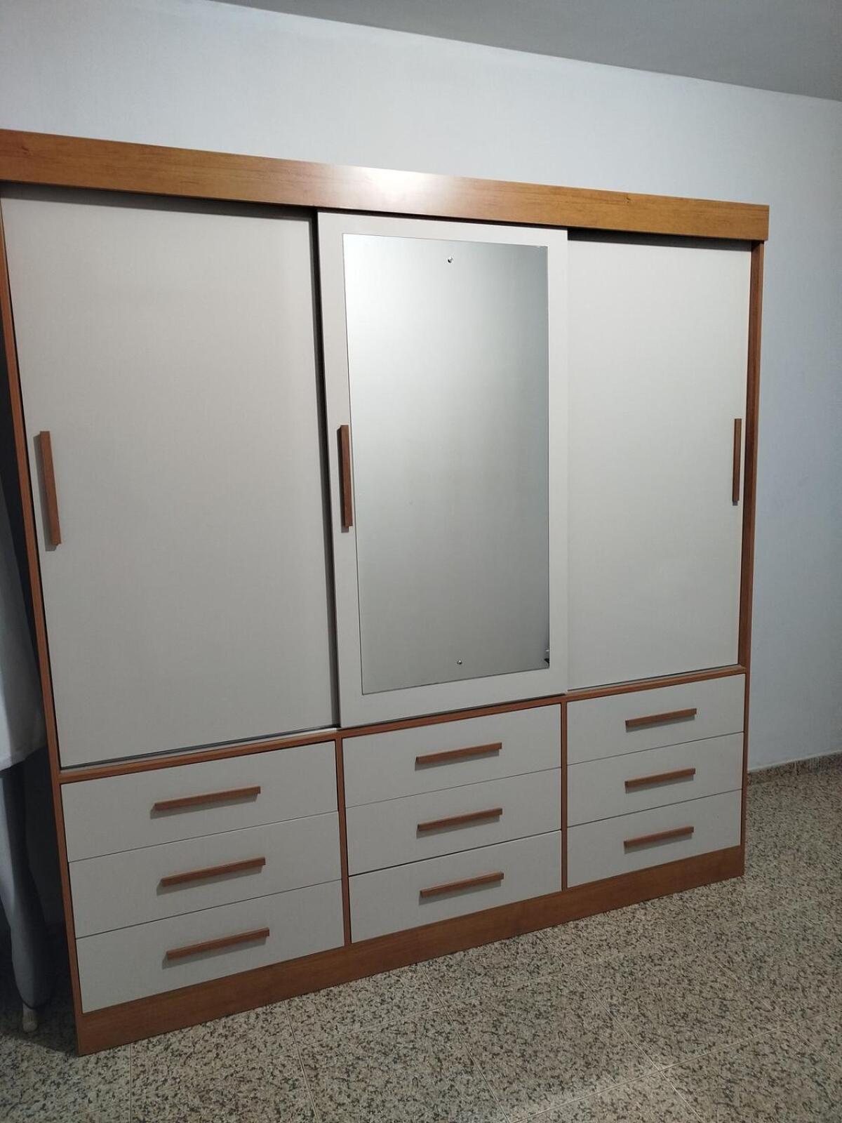 Apto Com Garagem - Penha