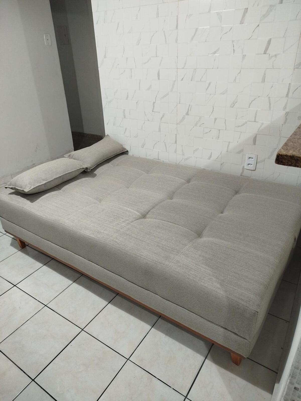 Apto Com Garagem - Penha *